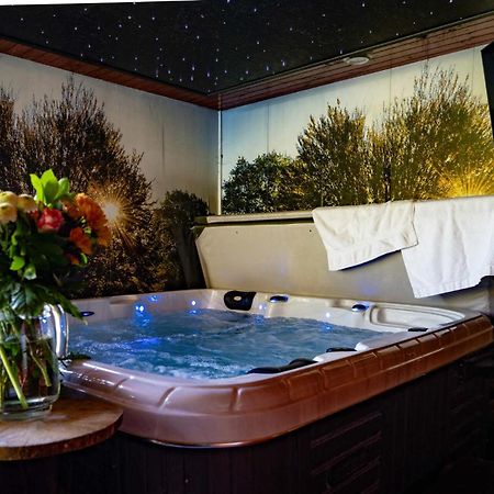 Drents Genieten - Dopheide Met Prive Jacuzzi En Sauna Erm المظهر الخارجي الصورة